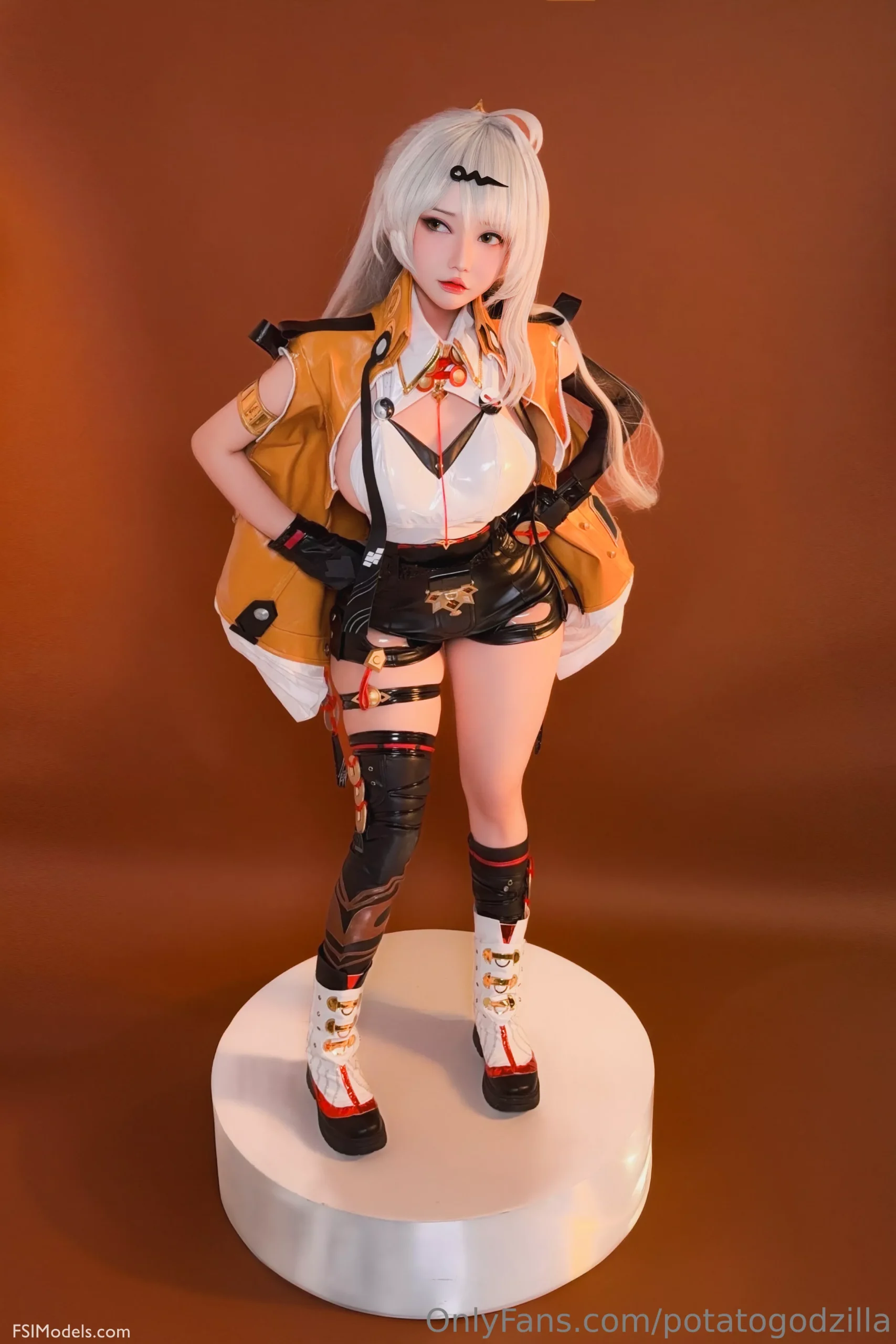 potato godzilla yixuan cosplay photos 004 scaled - FSI Models