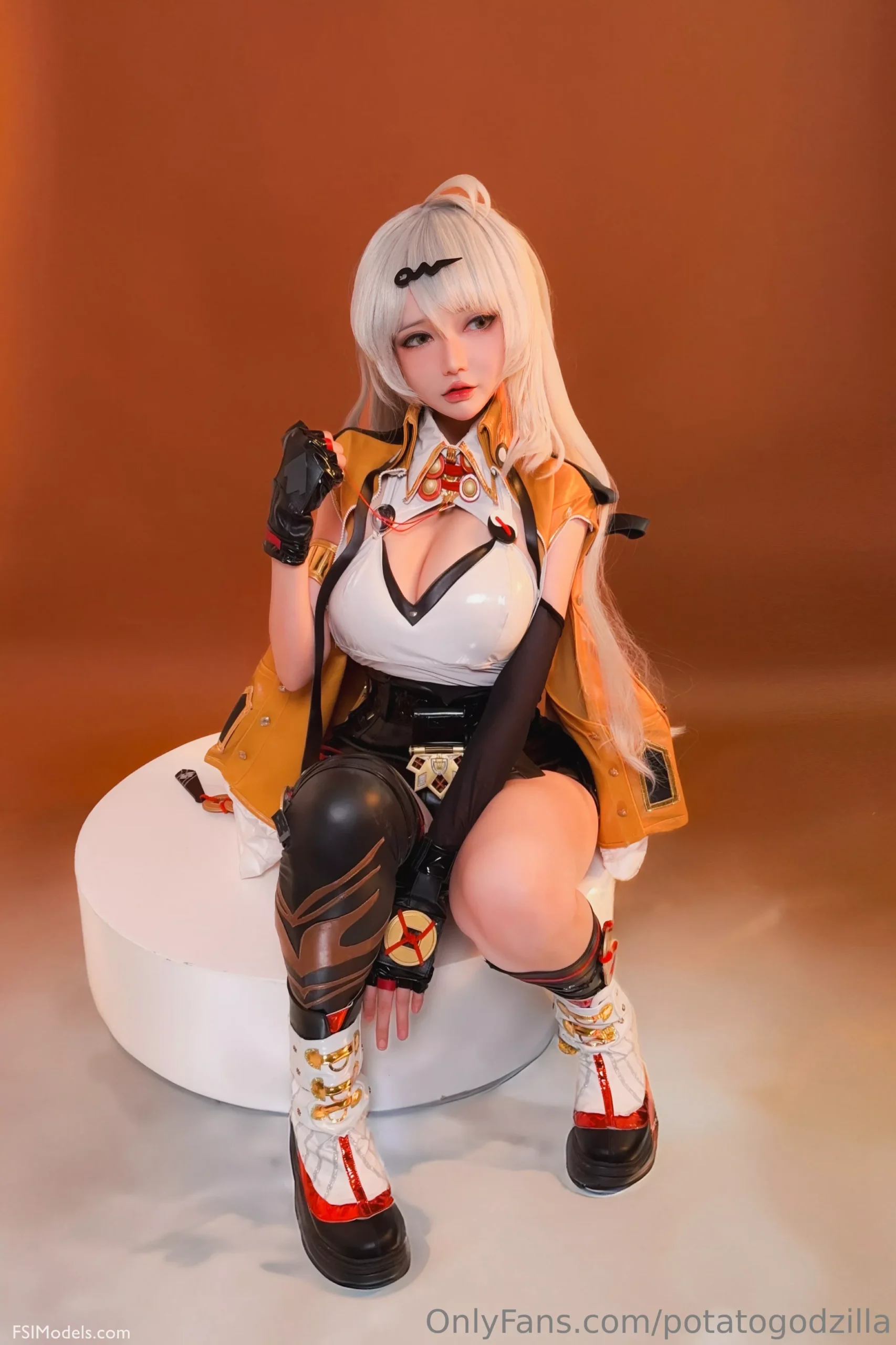 potato godzilla yixuan cosplay photos 008 scaled - FSI Models