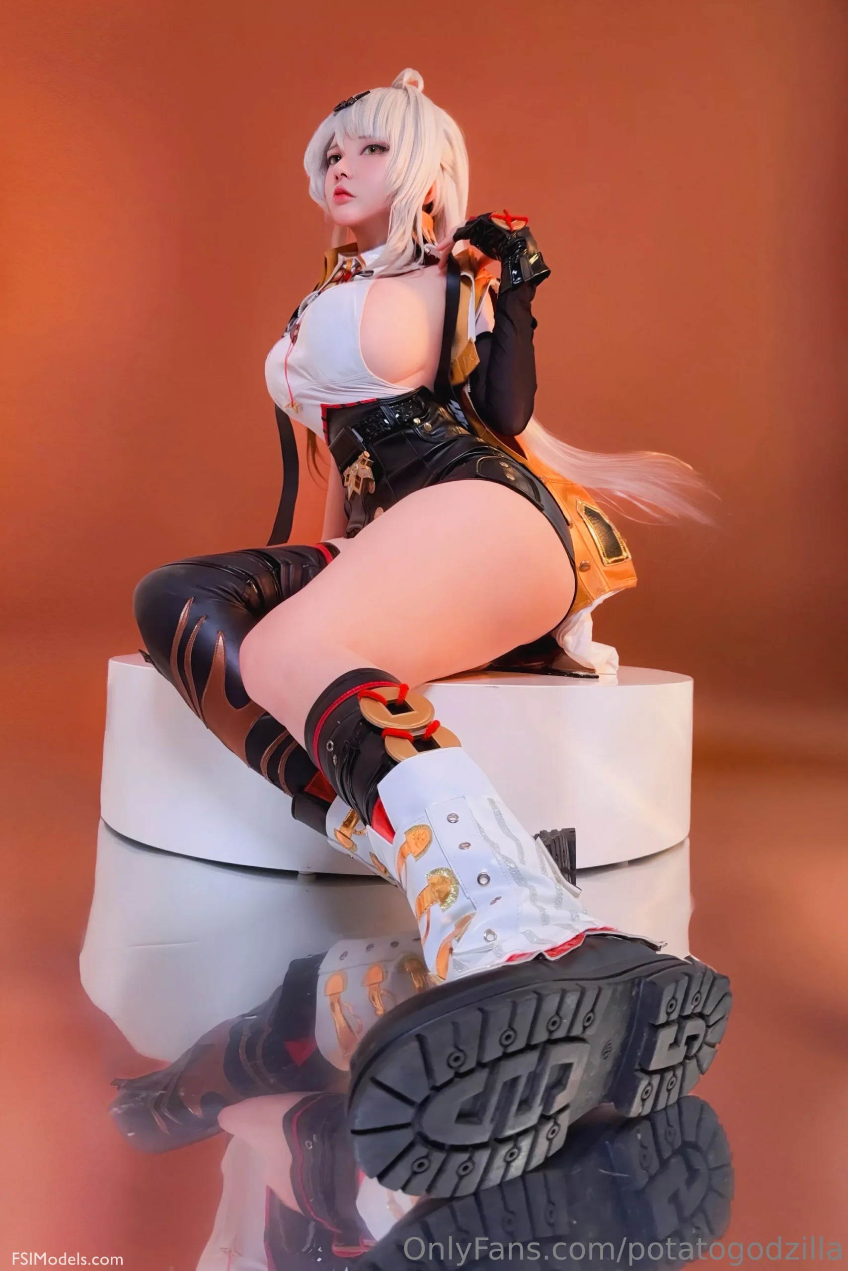 potato godzilla yixuan cosplay photos 010 scaled - FSI Models