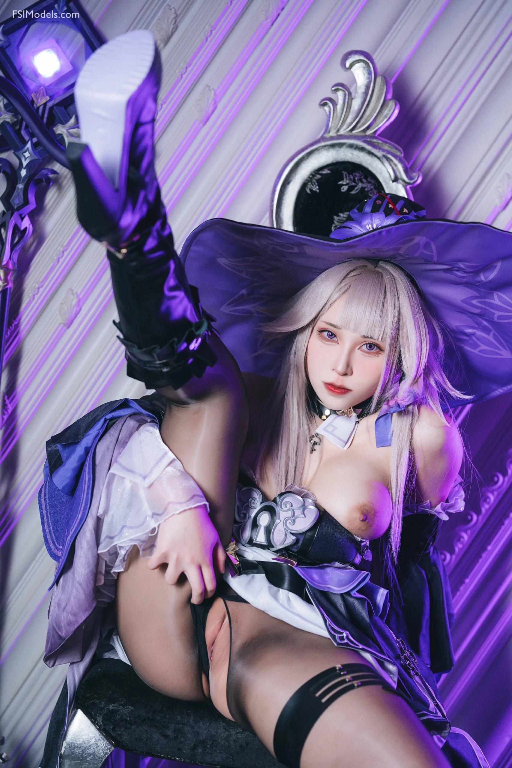Tokar 浵卡 – the herta cosplay set leaked photos tokar 浵卡 the herta cosplay set leaked photos 021 scaled - FSI Models