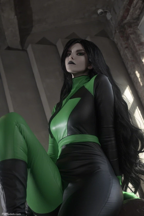 Vinnegal - shego big booty sexy cosplay photos vinnegal shego big booty sexy cosplay photos 020 - FSI Models