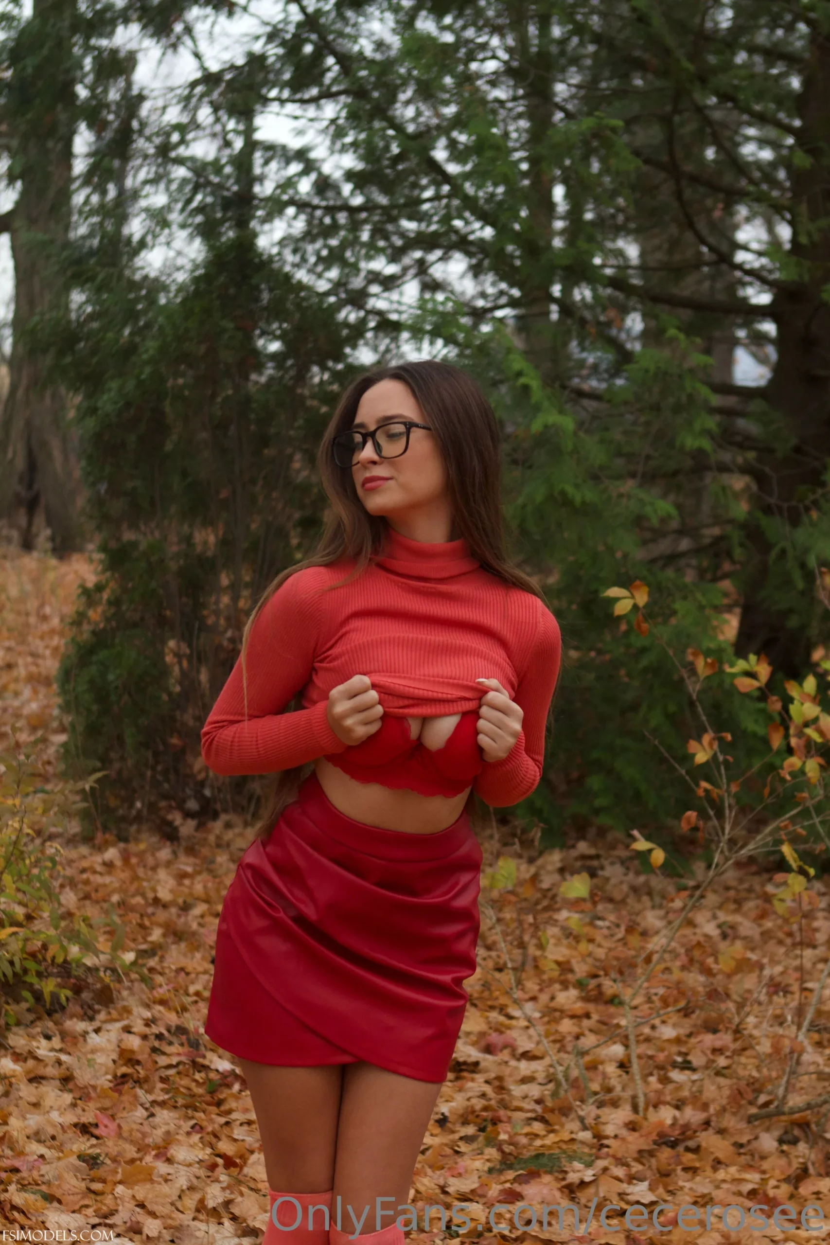 Cece rose velma dinkley cosplay photos cece rose velma dinkley cosplay photos 010 1 scaled - FSI Models