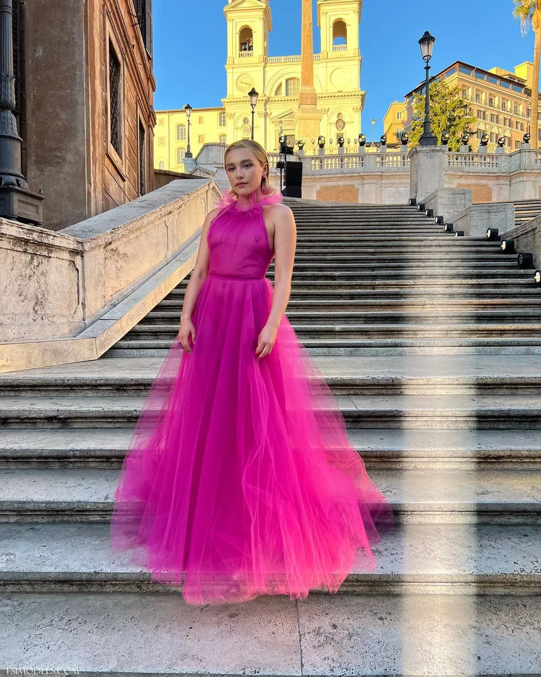 Florence pugh pink sheer tulle see through gown florence pugh pink sheer tulle see through gown 07 - FSI Models