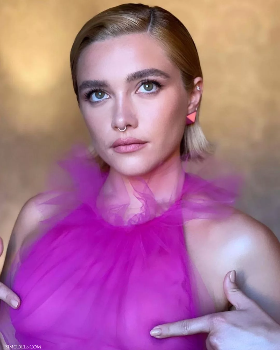 Florence pugh pink sheer tulle see through gown florence pugh pink sheer tulle see through gown 08 - FSI Models