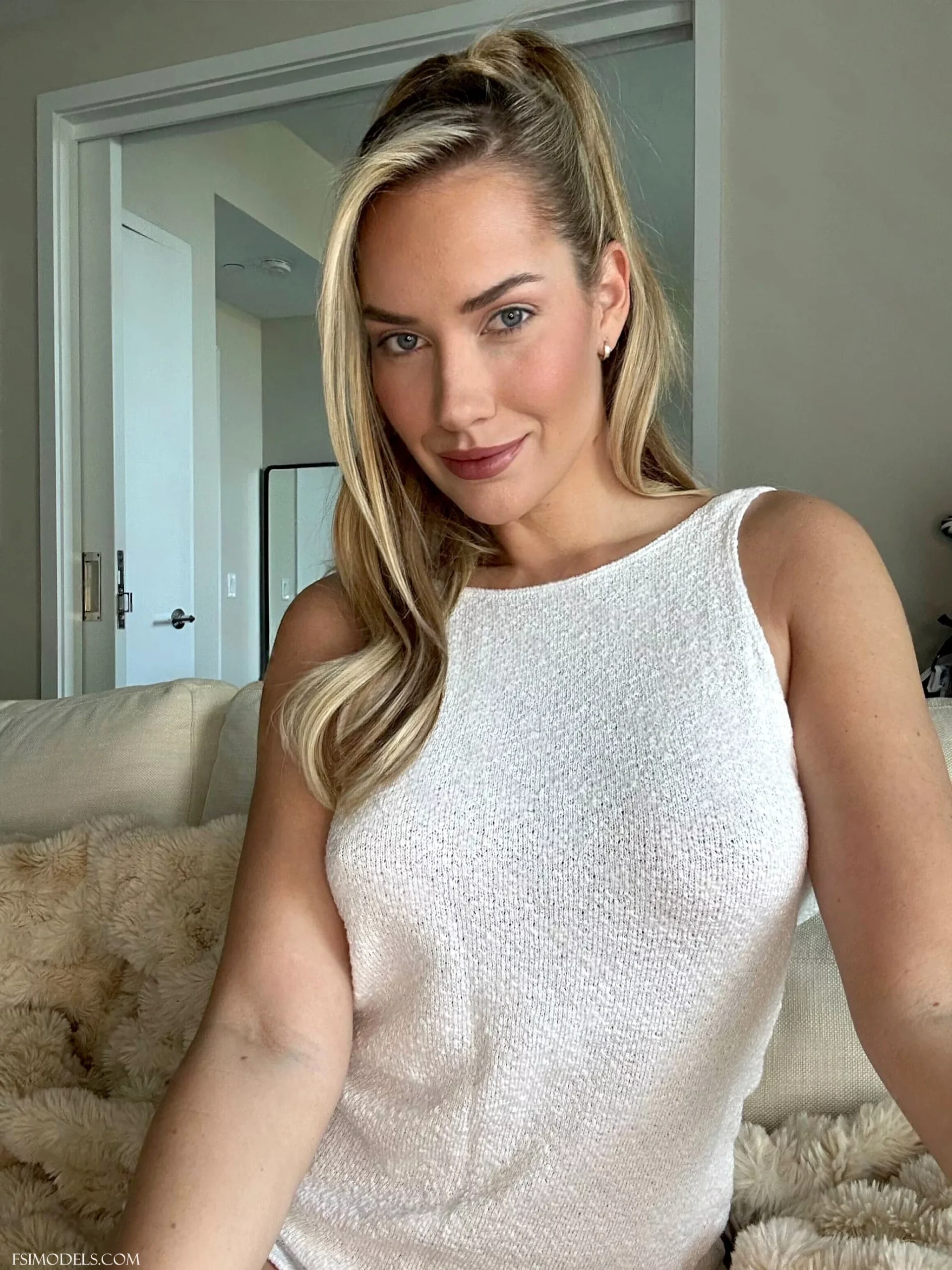 Paige spiranac white top & lingerie set photos paige spiranac white top lingerie set photos 05 scaled - FSI Models